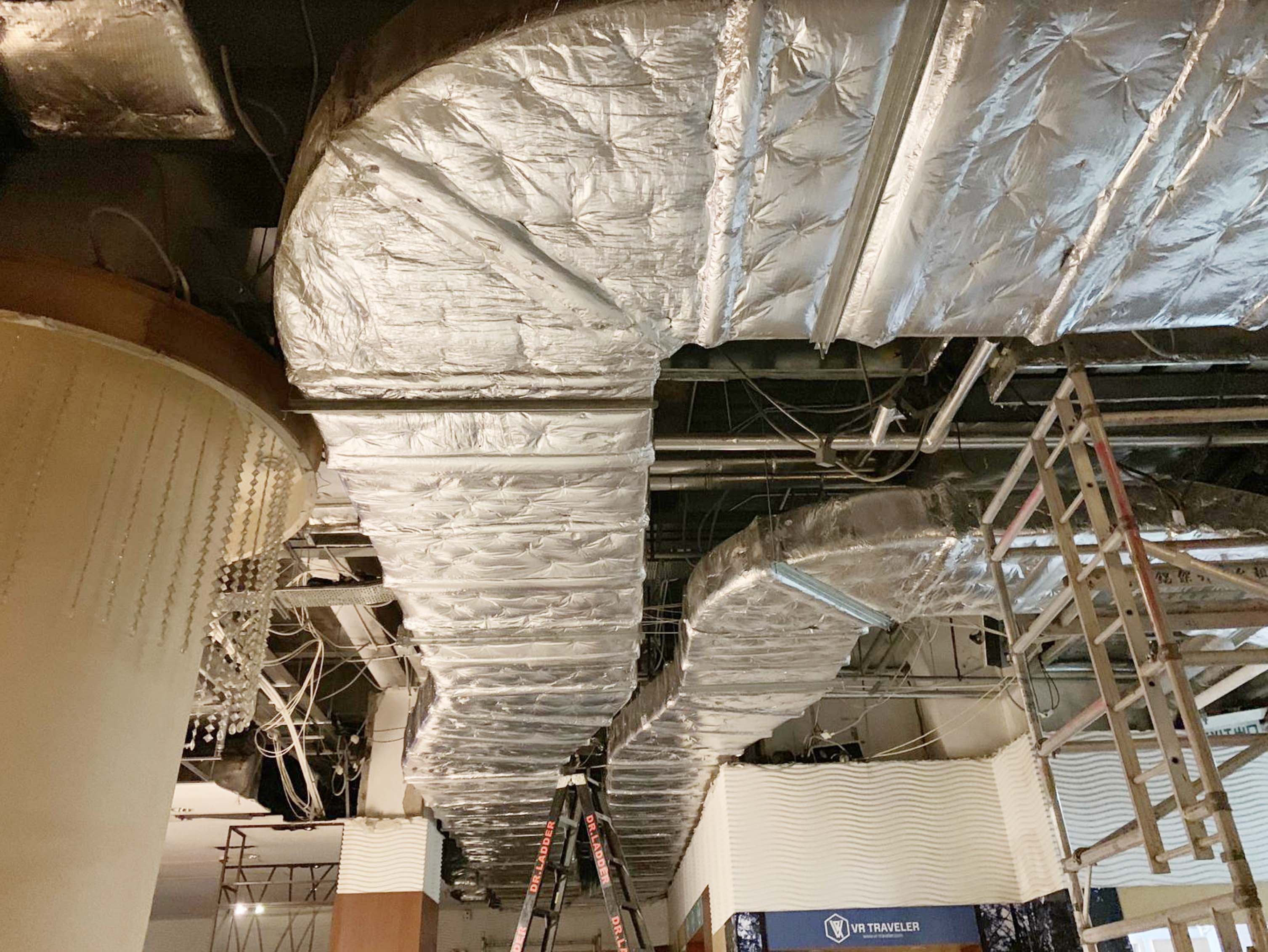 Metro Harbour Plaza_Installation of Vent Duct_4
